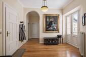 Eingangsbereich - Architektonisches Highlight - luxuriöse Altbauwohnung im Herzen von Augsburg