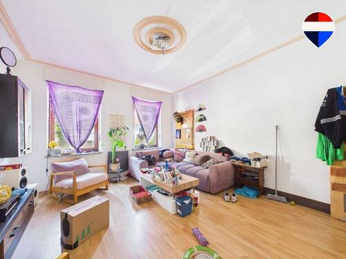 REMAX Immobilien DeLux Zweifamilienhaus Wohnzimmer Völklingen Mark Borowicz - Mehrfamilienhaus, Wohnhaus zum Kaufen in Völklingen