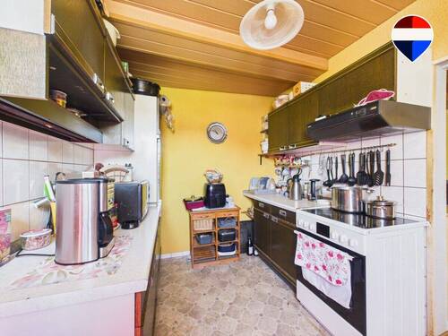REMAX Immobilien DeLux Zweifamilienhaus Küche Völklingen Mark Borowicz - Mehrfamilienhaus, Wohnhaus mit 160,00 m&sup2; in Völklingen zum Kaufen
