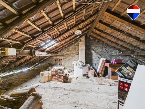 REMAX Immobilien DeLux Zweifamilienhaus Dachboden Völklingen Mark Borowicz - 