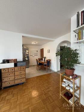 Wohnbereich - 3 Zimmer Etagenwohnung in Karlsruhe