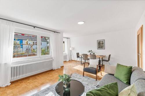 Wohnzimmer - 4 Zimmer Reihenmittelhaus in Ulm