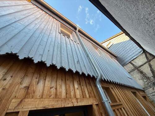 004020156800_302_360_11112025045620664 - 