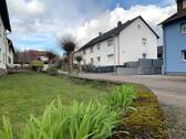 Anliegerstraße - 4 Zimmer Mehrfamilienhaus, Wohnhaus zum Kaufen in Pfinztal-Berghausen