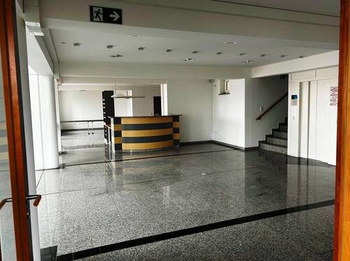 Foyer - 