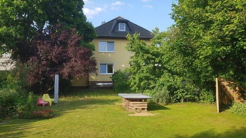 Hausansicht Gartenseite - 4-Zimmer ETW in Top Wohnlage, Provisionsfrei