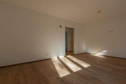 Wohnzimmer (2) - 3 Zimmer Etagenwohnung in Passau