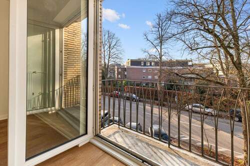 Ausblick vom französischen Balkon mit Süd-West Ausrichtung - 