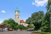 Ortskern mit Kirche - 