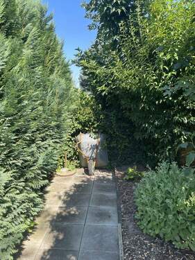 Bild 4 - Doppelhaushälfte mit 170,00 m&sup2; in Frankfurt zum Kaufen