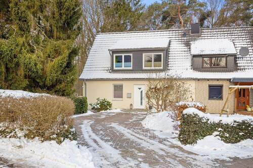 energieeffizient und modern - 5 Zimmer Doppelhaushälfte in Hamburg