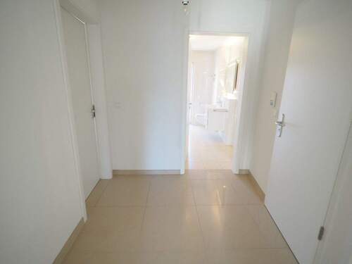 Flur - 2 Zimmer Etagenwohnung zur Miete in Freising