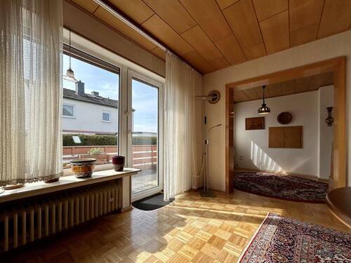 Zugang zur Terrasse und separater Essbereich - 4 Zimmer Einfamilienhaus in Immenhausen