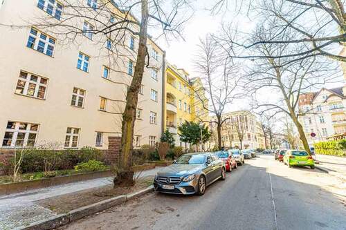 Straße vor dem Haus - 