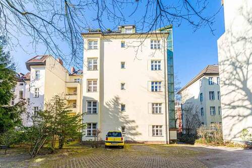 Haus - 2 Zimmer Etagenwohnung zum Kaufen in Berlin