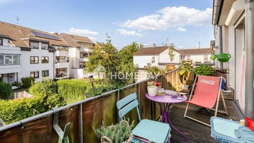 Balkon 1 - 3 Zimmer Etagenwohnung zum Kaufen in Köln