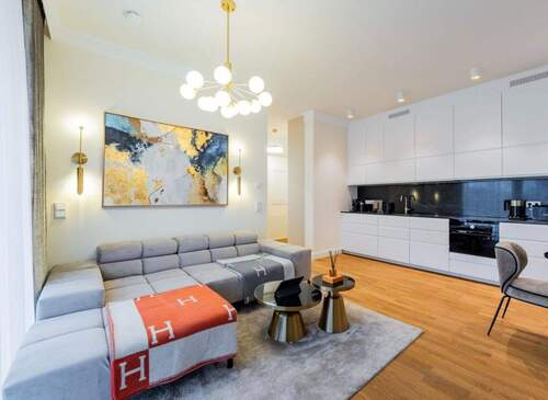 1.jpeg - LUXURIÖSE 2-ZIMMER WOHNUNG - 700,00 EUR Kaltmiete, ca.  48,00 m² Wohnfläche