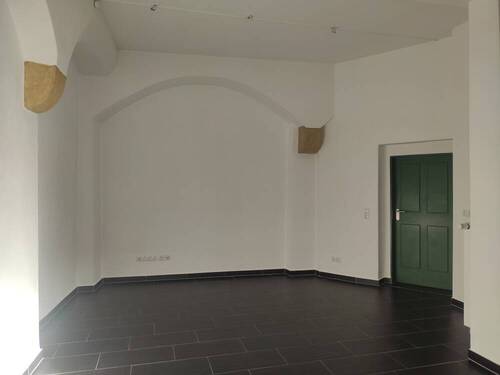 Ladengeschäft - 1 Zimmer Gewerbeobjekt (Büro, Produktion, Verkauf) in Meißen