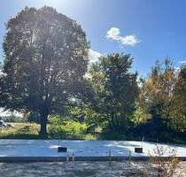 Großzügiges Grundstück mit Baugenehmigung für Doppelhaushälfte mit 5 Zimmern - Bestensee