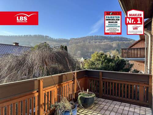 Blick vom Balkon - Doppelhaushälfte mit fantastischer Sicht zur 'Falkenburg'...