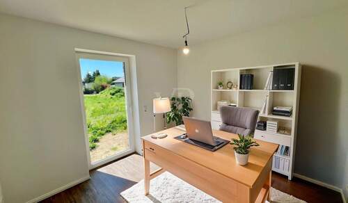 Arbeitszimmer (Home Staging) - 