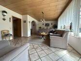 Wohnzimmer mit Essecke - 