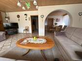 Wohnzimmer mit Essecke - 