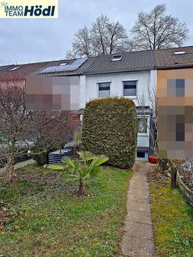 Rückansicht mit Garten - 