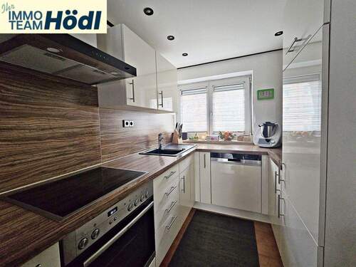 Küche samt Einbauküche - Reihenmittelhaus mit 83,90 m&sup2; in Reutlingen zum Kaufen