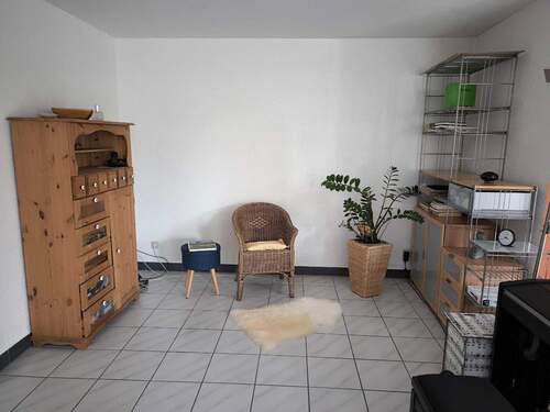 Wohnzimmer - 2 Zimmer Etagenwohnung in Stutensee-Büchig