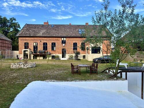 Ansicht vom Hof aus - Einfamilienhaus mit 350,00 m&sup2; in Kuhfelde zum Kaufen