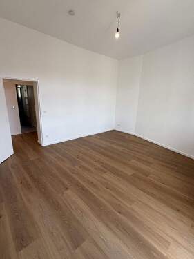 Bild 2 - 2 Zimmer Etagenwohnung zur Miete in Berlin