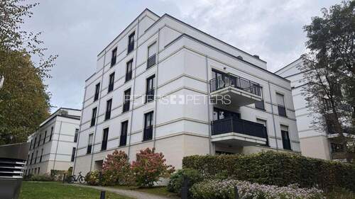 Außenansicht - + Hochwertige 3-Zimmer Wohnung in Rissener Toplage +