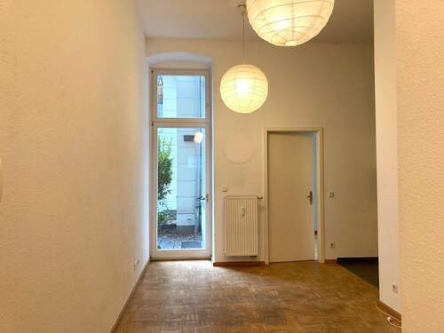 Blick zur Terrassentür - 