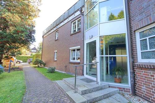 Hauseingang - Etagenwohnung mit 86,20 m&sup2; in Hamburg zum Kaufen