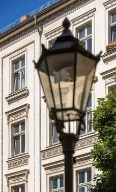 Fassade Detail - 4 Zimmer Etagenwohnung zum Kaufen in Berlin