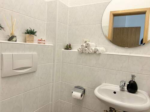 WC - 1 Zimmer Gewerbeobjekt (Büro, Produktion, Verkauf) zur Miete in Fürth