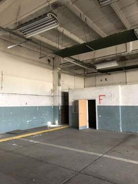 Bild 2 - Halle zum Kaufen in Stavenhagen