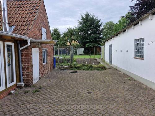 Blick rückwertiges Grundstück - 