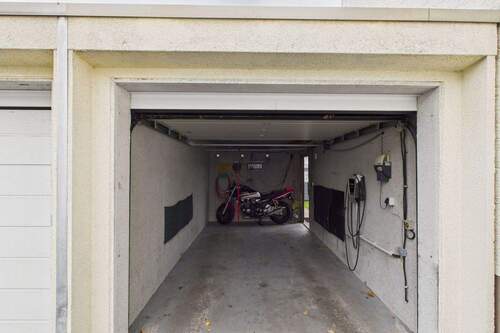 Garage - 