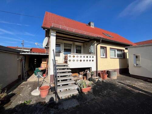 004020156800_302_354_2110202523324817 - 