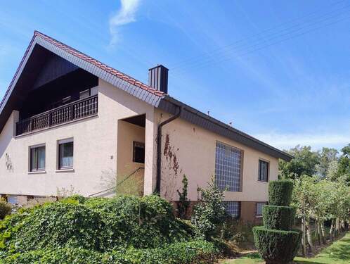 Ansicht 3 - Großzügiger Wohntraum mit Potenzial: 7 Zimmer und unverbaubare Sicht in Wörth-Schaidt!