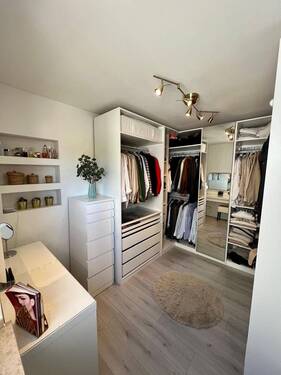 Ankleideraum_Büro - 