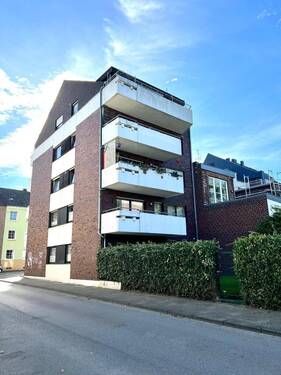Außenansicht_Gesamtobjekt - Etagenwohnung mit 90,00 m&sup2; in Mönchengladbach zum Kaufen