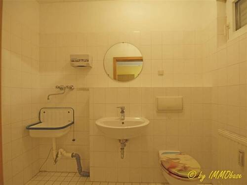 Toilette - Büro in Frankenberg zur Miete
