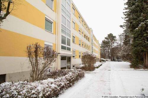 Aussenansicht - 1 Zimmer Etagenwohnung zur Miete in München