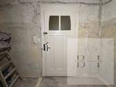 Flur (2) - 