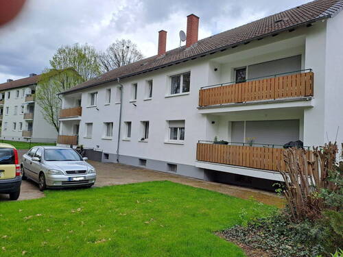 Hofansicht - Etagenwohnung mit 90,00 m² in Hennef zum Kaufen