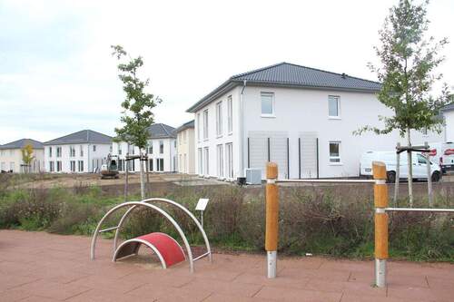 Der Park neben dem Haus - 