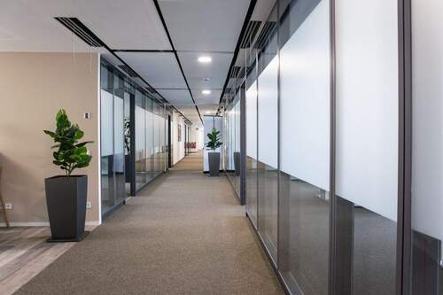 Flur - Büro in Stuttgart zur Miete